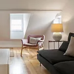 Romantische Nest- Der Perfekte Rueckzugsort Im Stadtzentrum By Interhome アパート