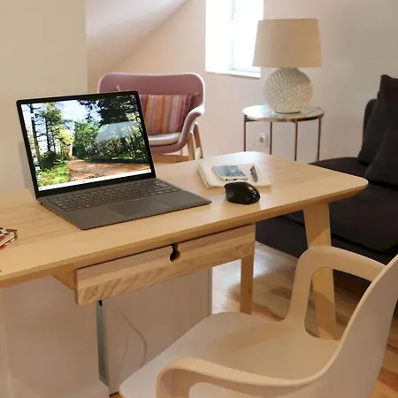 Romantische Nest- Der Perfekte Rueckzugsort Im Stadtzentrum By Interhome * Lisbon