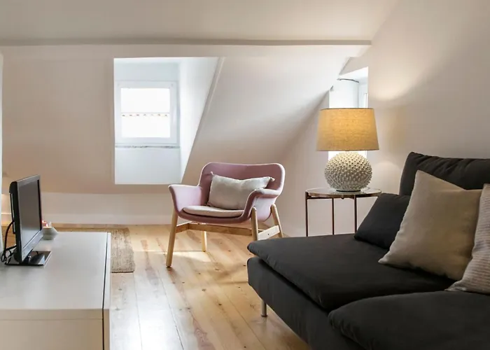 Romantische Nest- Der Perfekte Rueckzugsort Im Stadtzentrum By Interhome Lejlighed